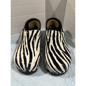Womens Dansko Professional Patent Leather Zebra Clog Closed-Back 41 (10.5-11)